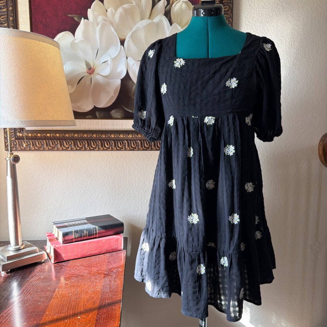 In Bloom Black Daisy Embroidered Babydoll Dress – Size Small